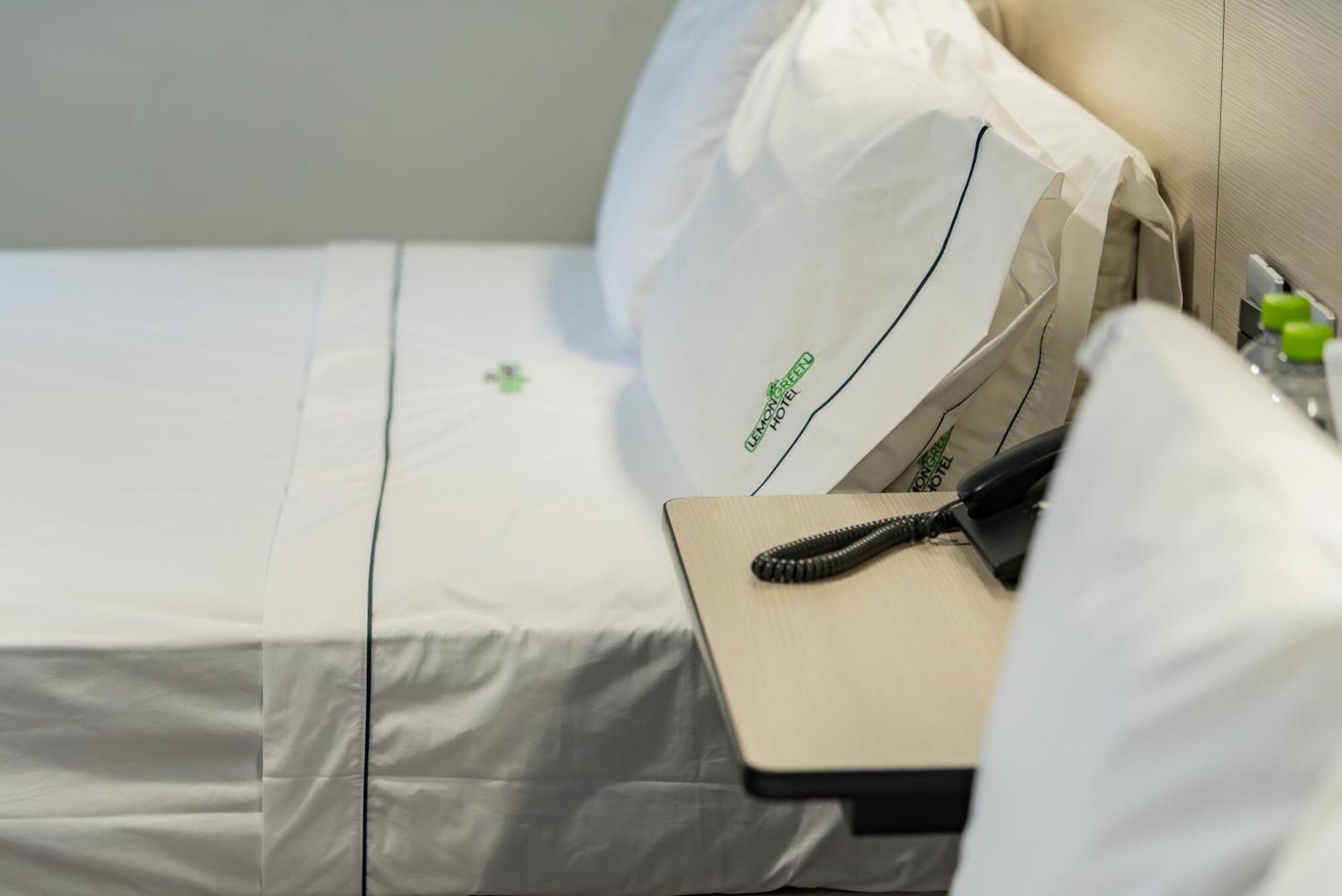 גואדלחארה Hotel Lemon Green -Zona Expo Frente Al Centro De Convenciones מראה חיצוני תמונה