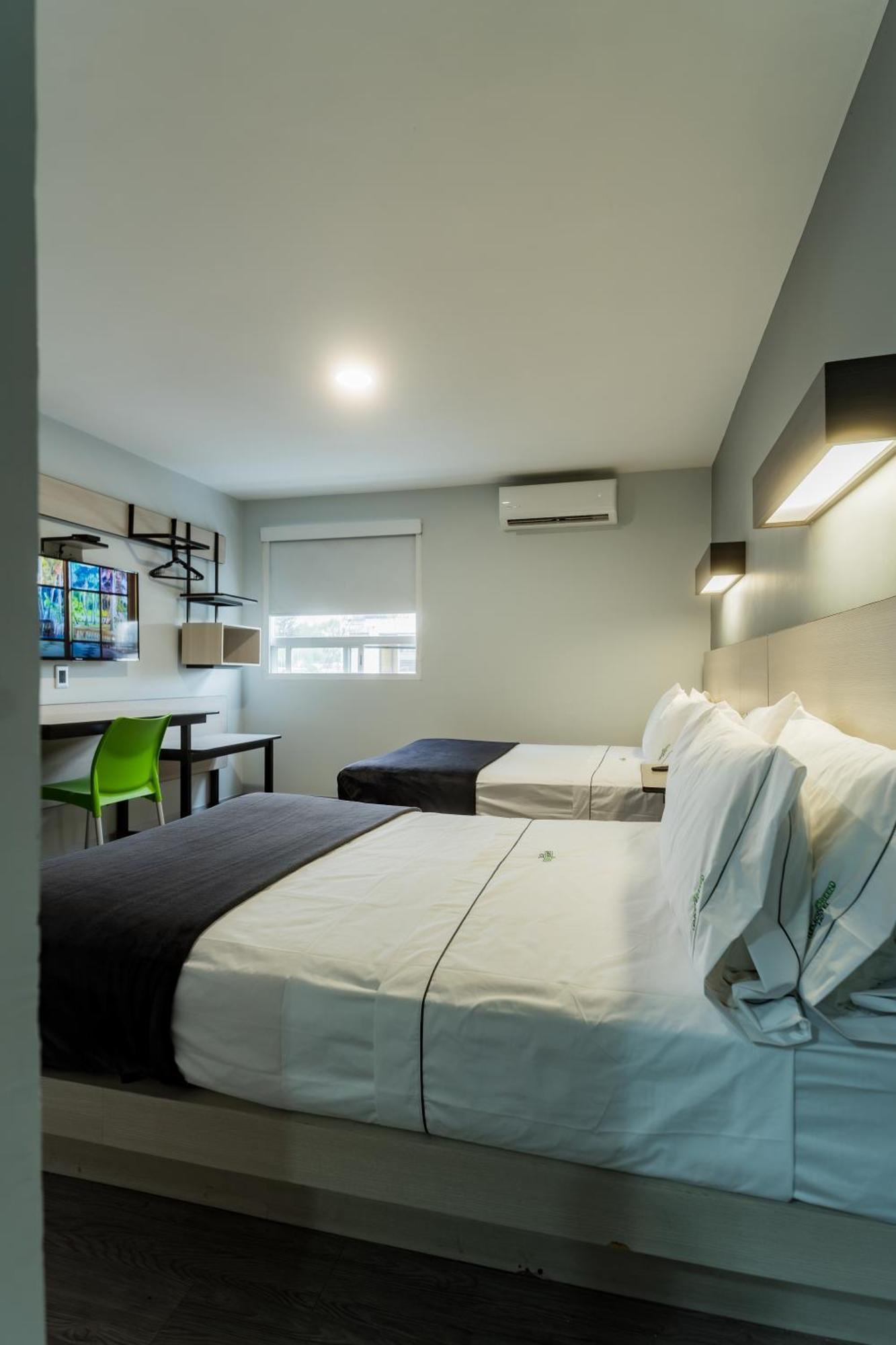 גואדלחארה Hotel Lemon Green -Zona Expo Frente Al Centro De Convenciones מראה חיצוני תמונה
