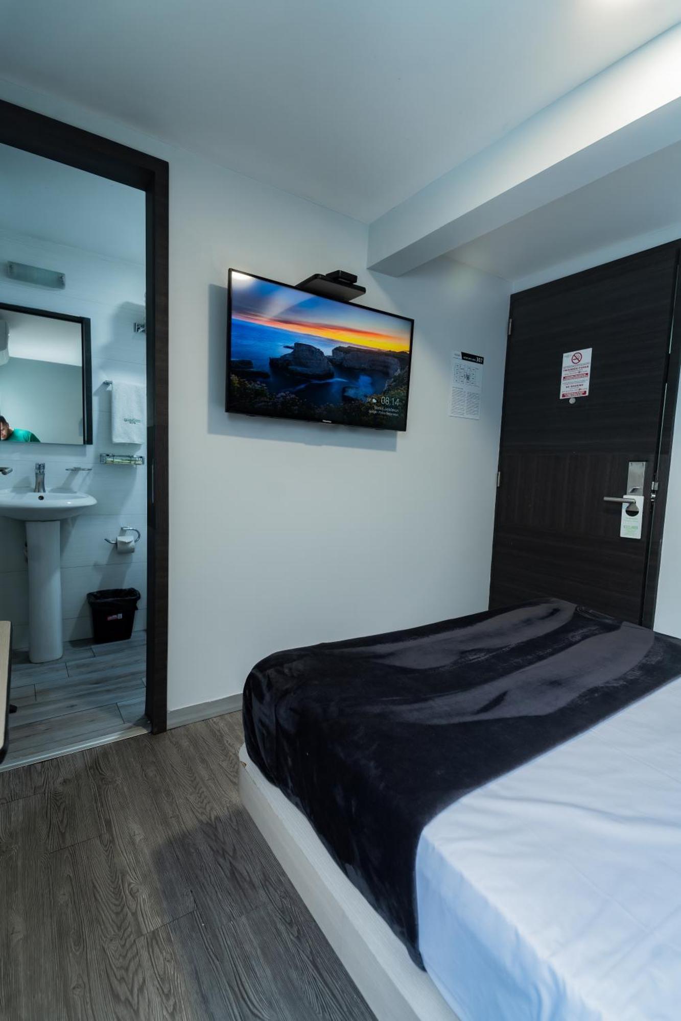 גואדלחארה Hotel Lemon Green -Zona Expo Frente Al Centro De Convenciones מראה חיצוני תמונה