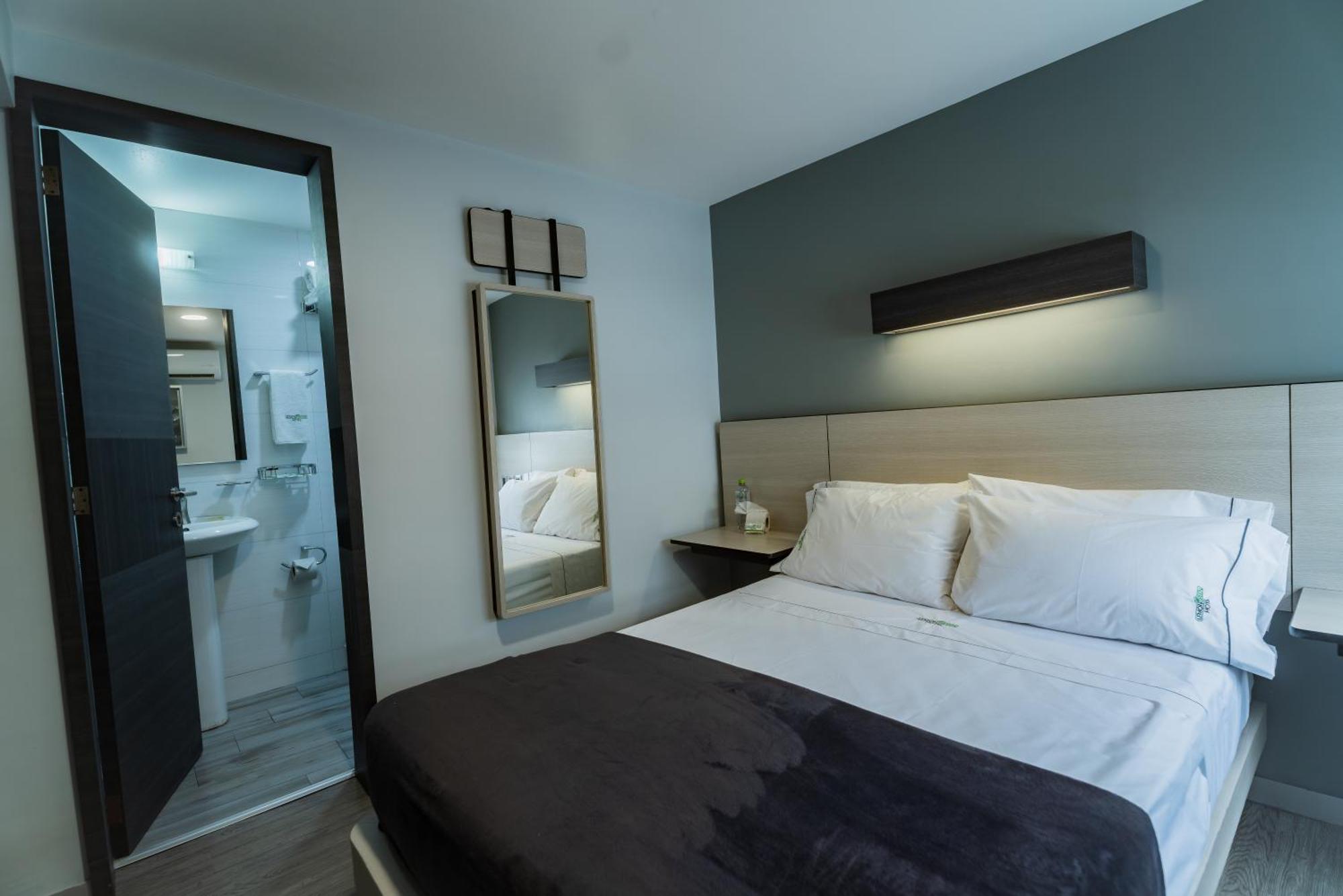 גואדלחארה Hotel Lemon Green -Zona Expo Frente Al Centro De Convenciones מראה חיצוני תמונה