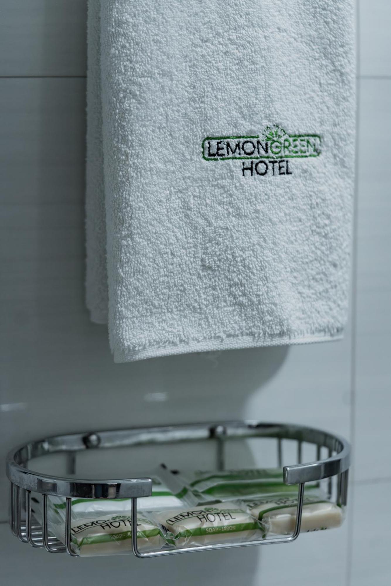 גואדלחארה Hotel Lemon Green -Zona Expo Frente Al Centro De Convenciones מראה חיצוני תמונה